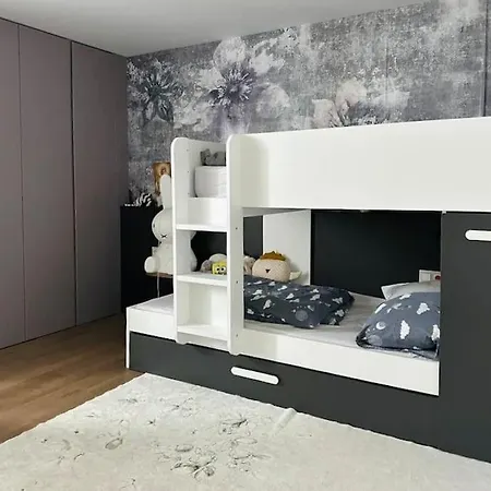 וילה Avitan Gray *